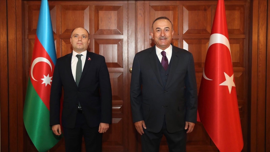 Dışişleri Bakanı Çavuşoğlu, Azerbaycan Kültür Bakanı Kerimov’la görüştü