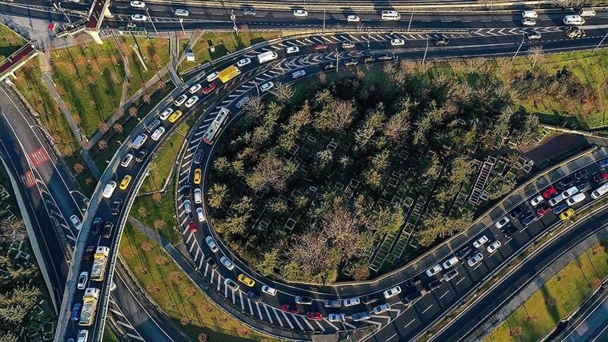 Trafiğe kayıtlı otomobil sayısı 19 yılda 8,5 milyon arttı