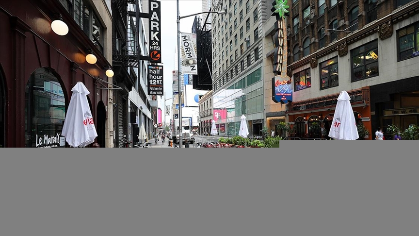 New York’taki restoranların iç mekanlarında 19 Mart’tan itibaren yüzde 50 kapasite kullanılabilecek