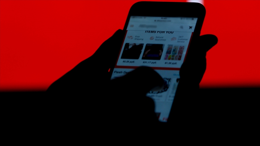 İnternetten alışverişte tüketiciler ‘mobil uygulamaları’ tercih etti