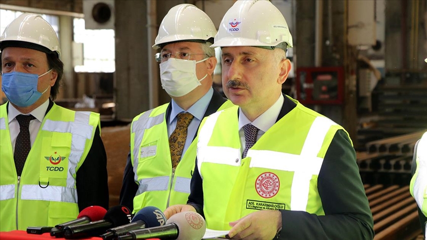 Bakan Karaismailoğlu: 2023’te demir yolu ağımızı 16 bin 675 kilometreye çıkaracağız
