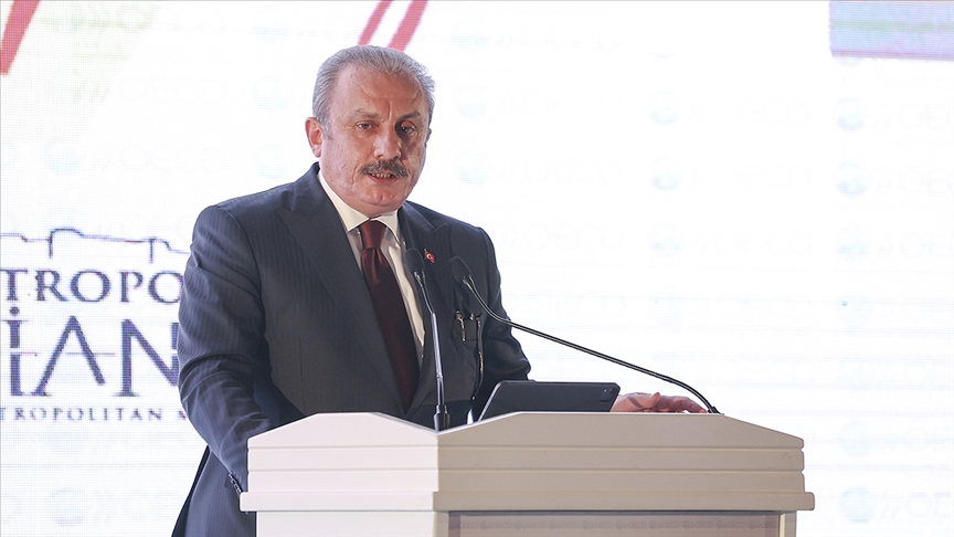 TBMM Başkanı Şentop: Cumhurbaşkanımızın belediyecilik anlayışı ülke genelinde örnek alınan bir ekole dönüşmüştür