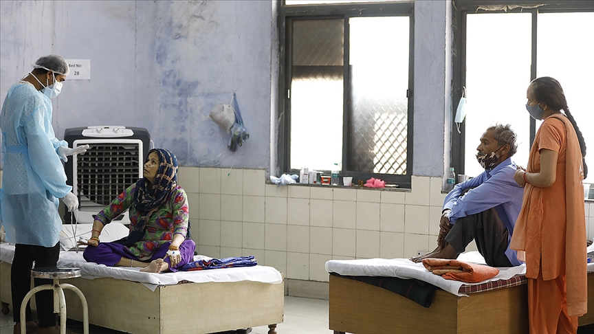 Hindistan’da Kovid-19 salgınında günlük vaka sayısı 102 gün sonra 40 binin altına düştü