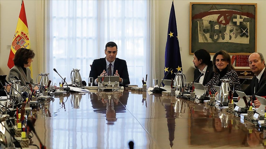 İspanyol hükümeti, 1328 gündür tutuklu olan Katalan siyasetçiler için ‘kısmi af’ çıkardı