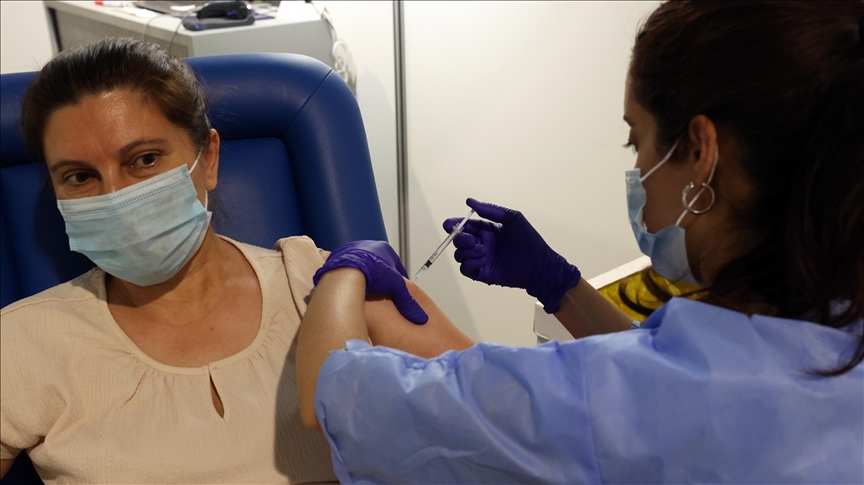 Belçika ‘tam aşılı’ kişilere kapılarını açmaya hazırlanıyor