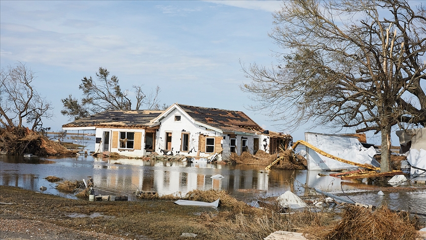 ABD’nin Meksika Körfezi şeridinde 7 milyon kişiyi etkileyebilecek fırtına alarmı