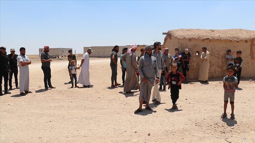 Tel Abyad halkı, terör örgütü YPG/PKK’nın sivil yerleşimleri hedef almasını protesto etti