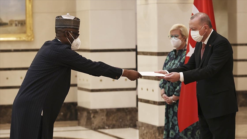 Nijerya’nın Ankara Büyükelçisi Abba, Cumhurbaşkanı Erdoğan’a güven mektubunu sundu