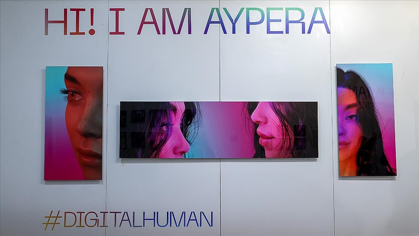 Türkiye’nin ilk robot oyuncusu Aypera, Contemporary Istanbul’da kendi hikayesini anlatıyor