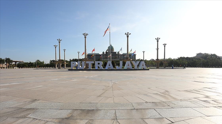 Malezya’da Kovid-19 nedeniyle tam karantina uygulaması başlatıldı