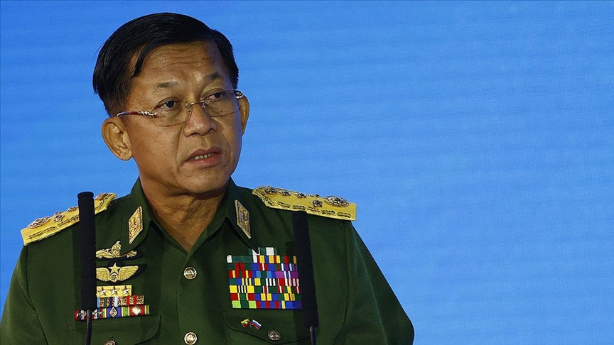 Myanmar’da darbeci lider General Hlaing içişlerine karışan ülkeleri eleştirdi