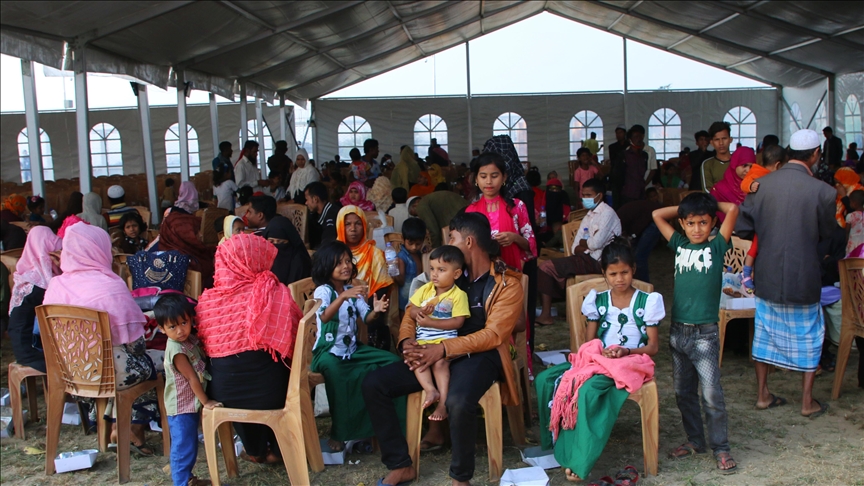 BM yetkilileri Bangladeş’te Arakanlı Müslümanların kaldığı adayı ziyaret ederek koşulları değerlendirdi
