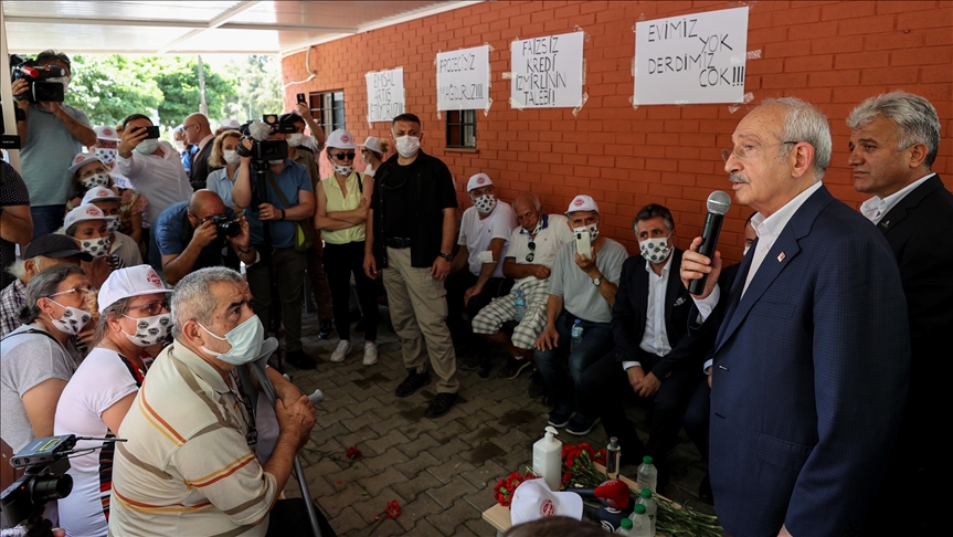 CHP Genel Başkanı Kılıçdaroğlu, İzmir’de depremzedelerle bir araya geldi