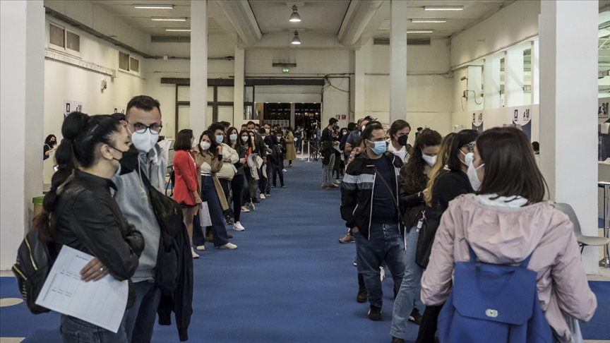 İtalya’da Kovid-19’un ‘Delta’ varyantının görülme sıklığı artıyor