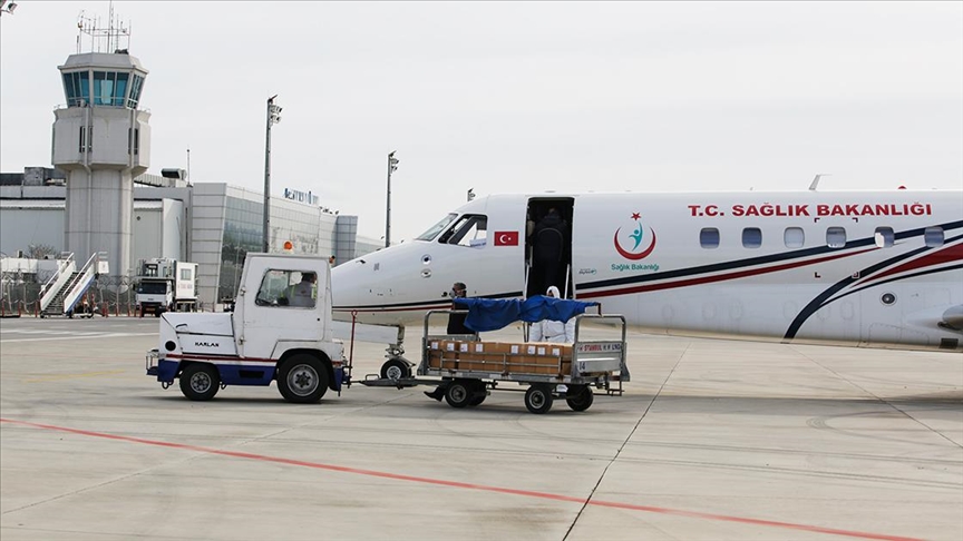 Türkiye’den KKTC’ye 26 bin doz Kovid-19 aşısı daha gönderildi