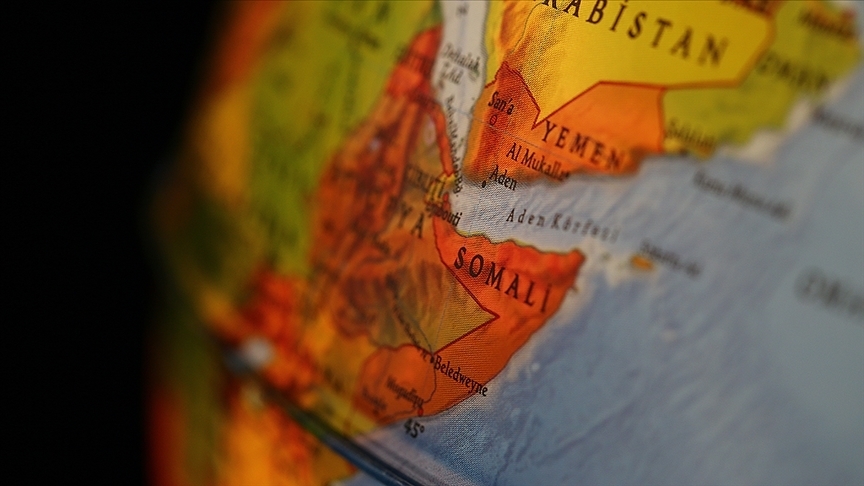 Somali’de terör örgütü Eş-Şebab’ın saldırılarında en az 20 sivil hayatını kaybetti