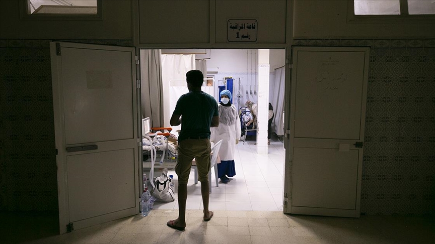Tunus’ta Kovid-19’da şu ana kadarki  en yüksek vefat ve vaka sayısı kaydedildi