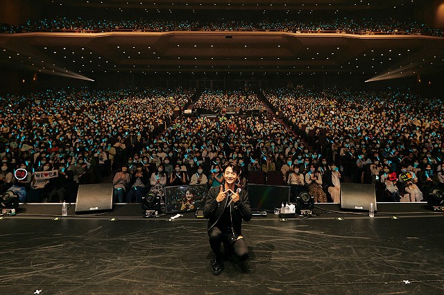 イベントレポ K Pop人気ボーイズグループshineeのミンホ 3年ぶりとなる来日ソロイベントで日本初のソロ曲 Romeo And Juliet Falling Free を初披露 韓スタ