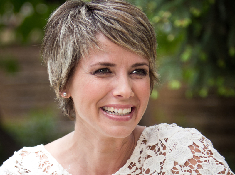 Tóth kriszta legújabb vendége az elviszlek magammal adásában. Kaposvaron Mutatja Be Elso Regenyet D Toth Kriszta Kultura Hirek Kapospont