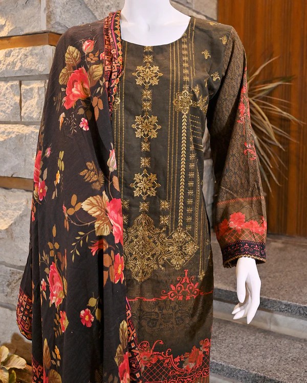 3-Piece Suit | Embroidered & digitally printed Khaddar | Readymade