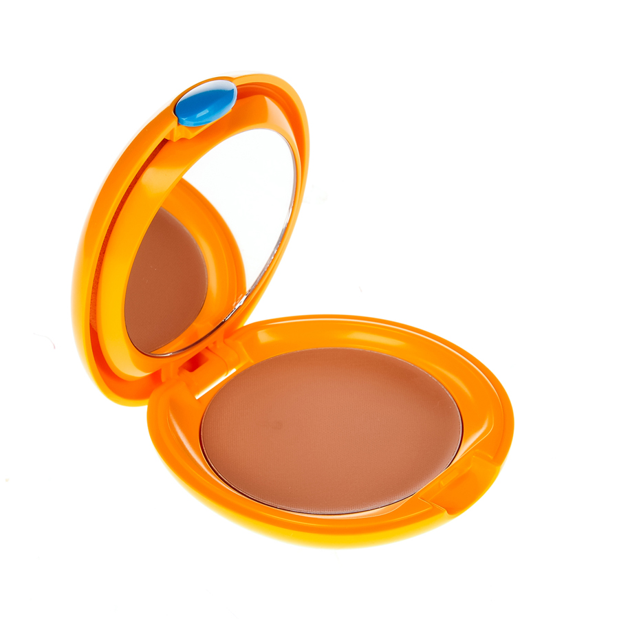 Beauty photography and images ready to publish. High quality images and compositions for e-commerce sites.