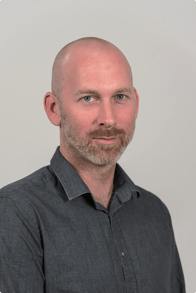 Portrait of Noam Karsh, Head of the Karsh Lab for Human Action and Control