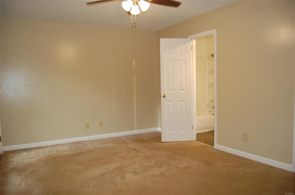 302 Gardenia Rd