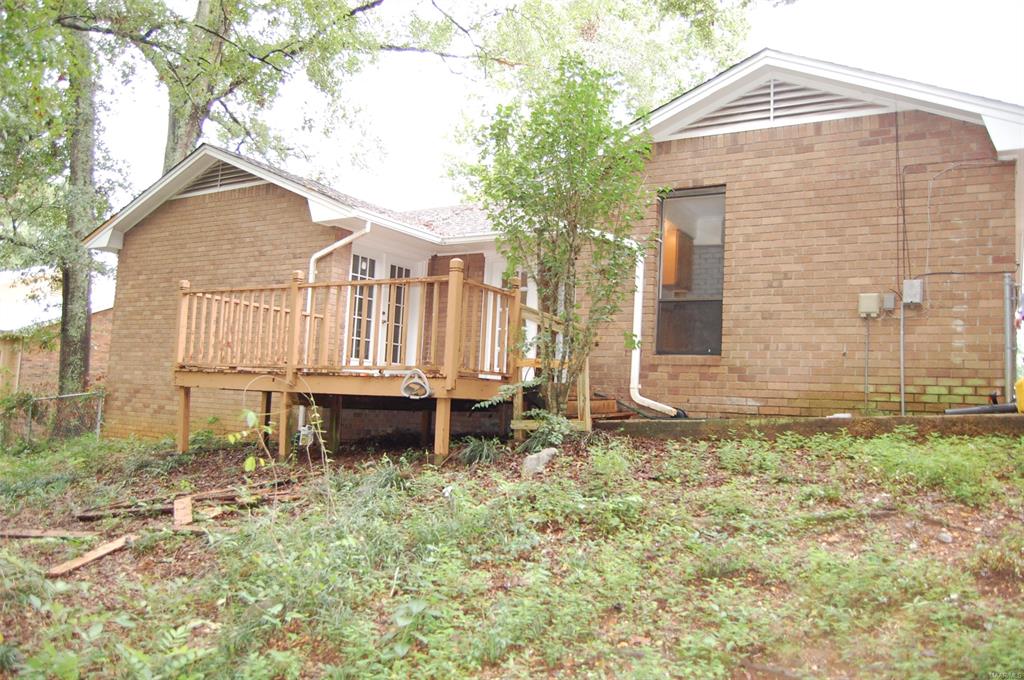 302 Gardenia Rd
