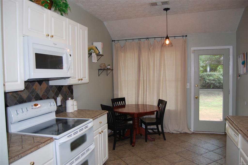 3262 Browns Rd