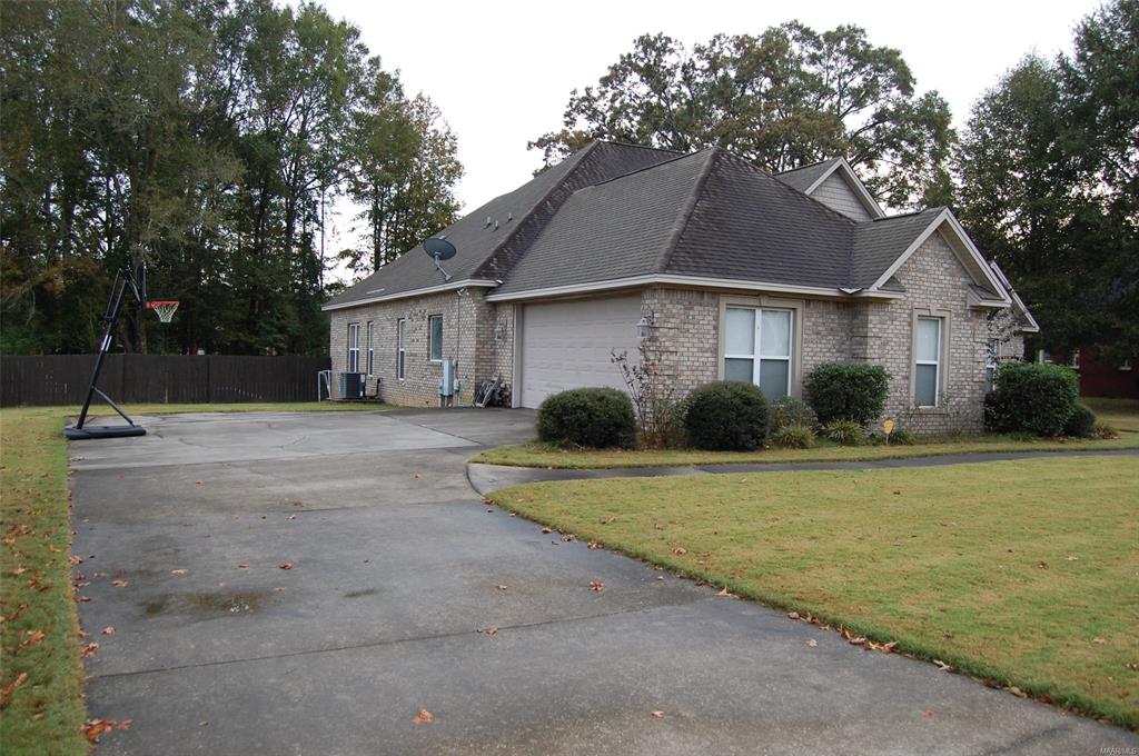 2604 Savannah Drive