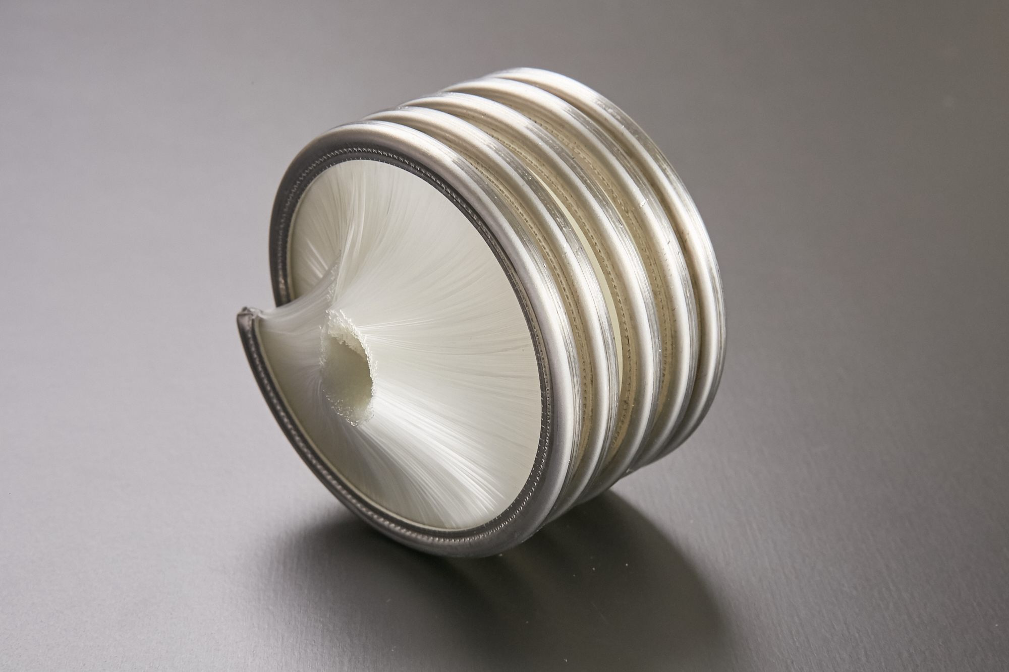 チャンネルブラシ　ナイロンの製品例