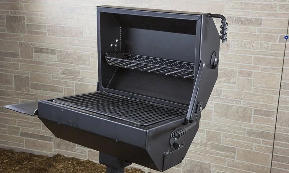 Pedestal Park Grill 320 sq. in. Covered Charcoal BBQ Grill ECG1929