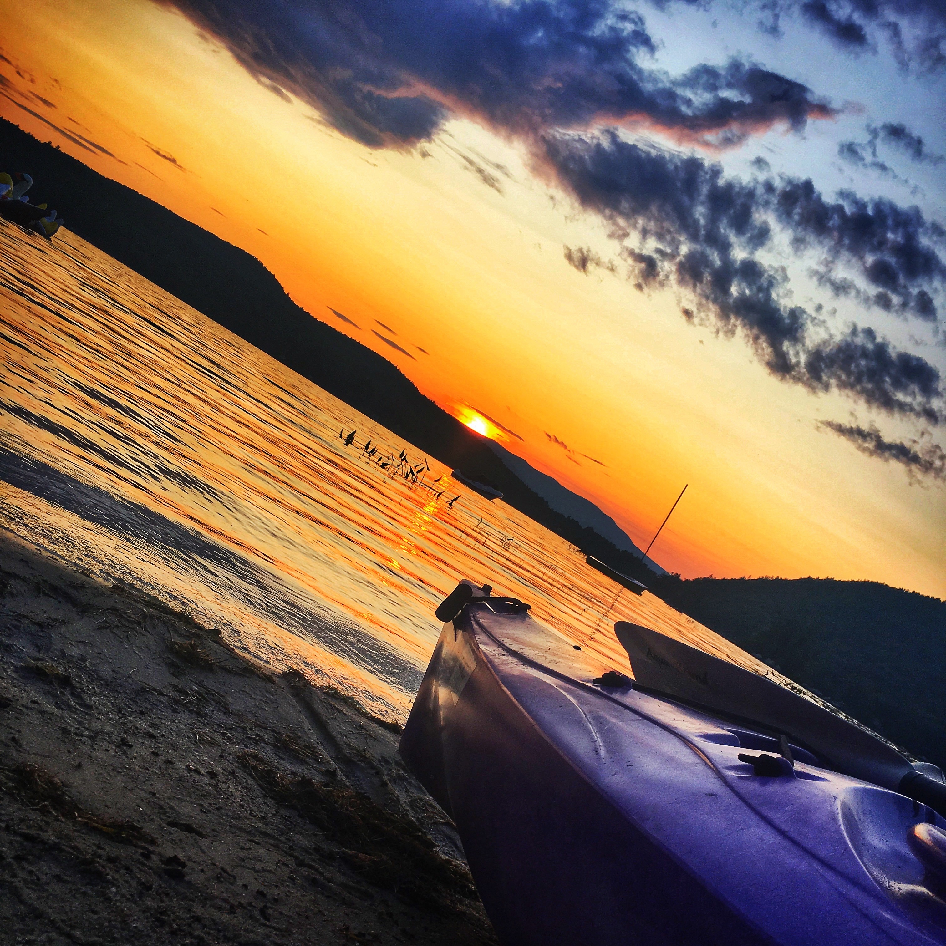 kayak_sunset