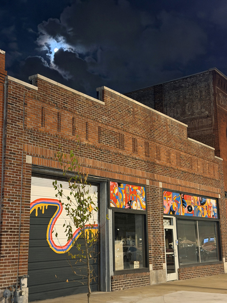 Arts News: Open Doors! greets World Cup visitors with music, art