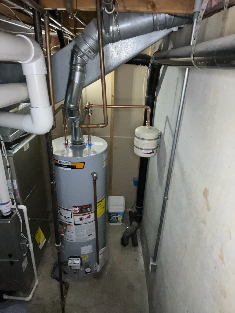 Gas water heater vent connector