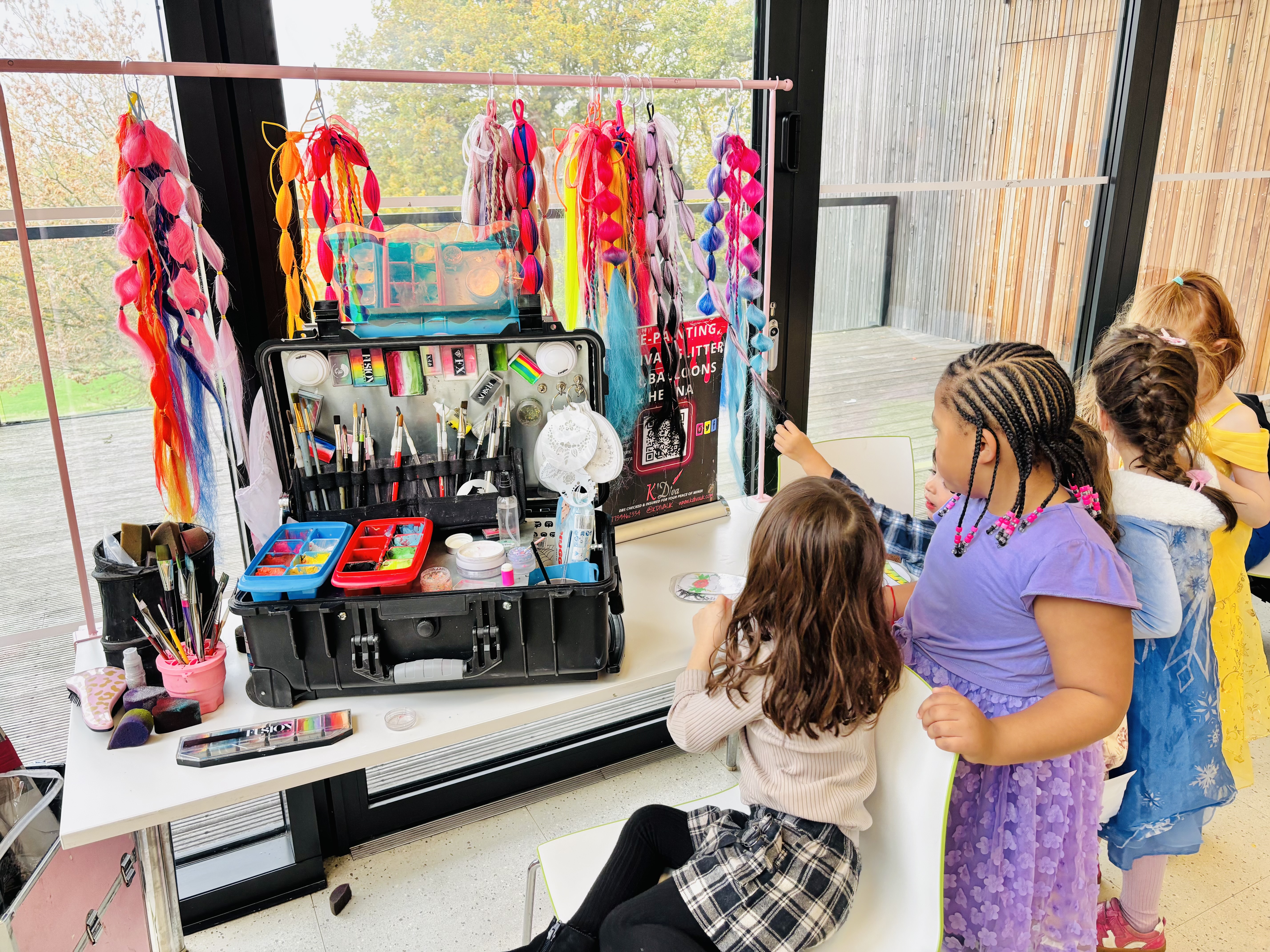 Braid bar & Facepaint