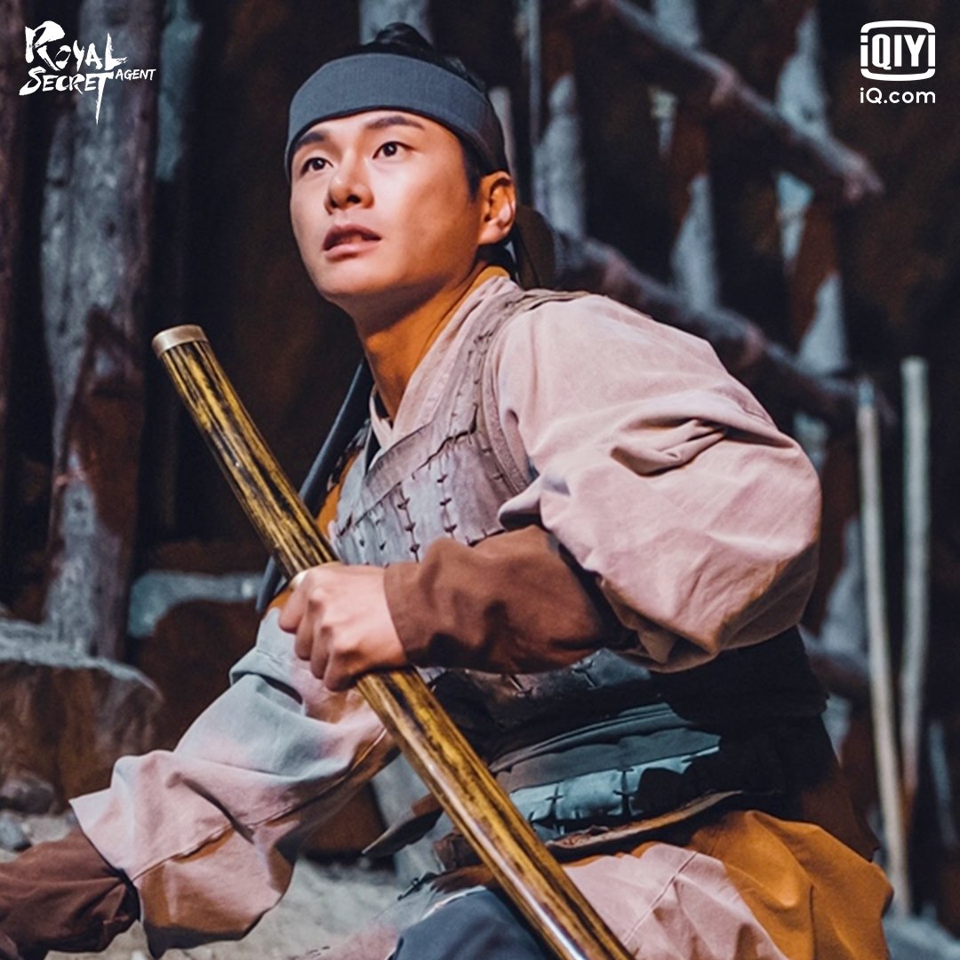 Lee Yi Kyung
