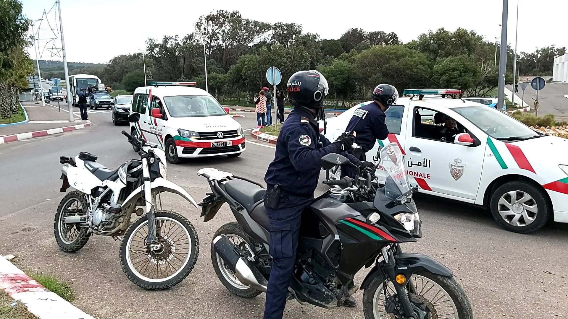 حملة أمنية واسعة بالدار البيضاء بعد إصابة شرطي على يد سائق دراجة نارية