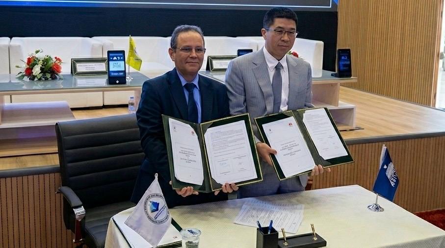 هواوي المغرب تعزز استثمارها في الكفاءات عبر شراكة استراتيجية بمنتدى مناجم الرباط 2026