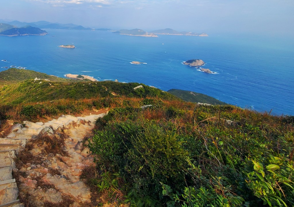 Descending from the Tai Leng Tung Peak