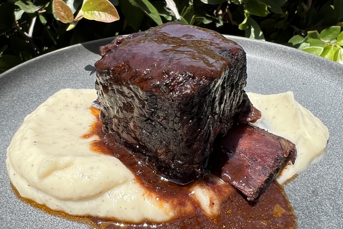 Red Wine Braised Short Ribs - Kelly's Clean Kitchen