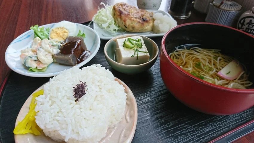 豆腐ハンバーグ定食