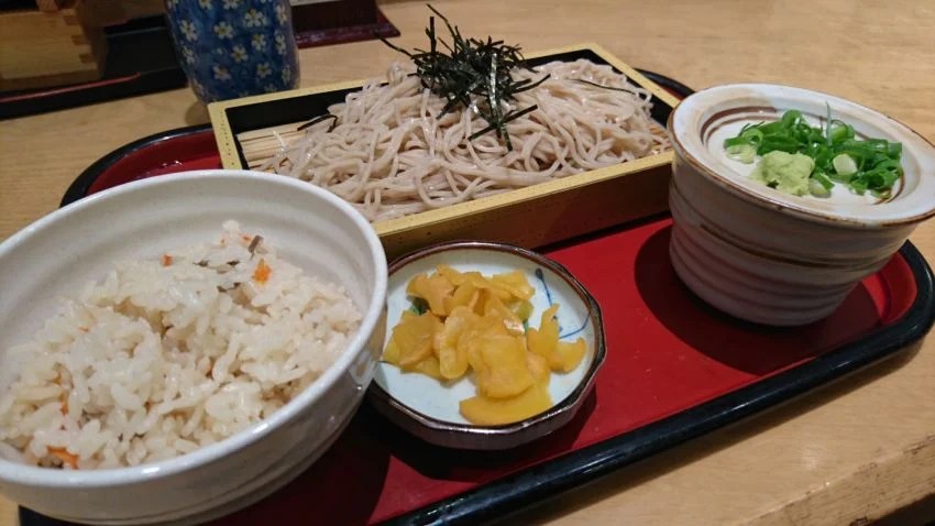 ざるそばセット