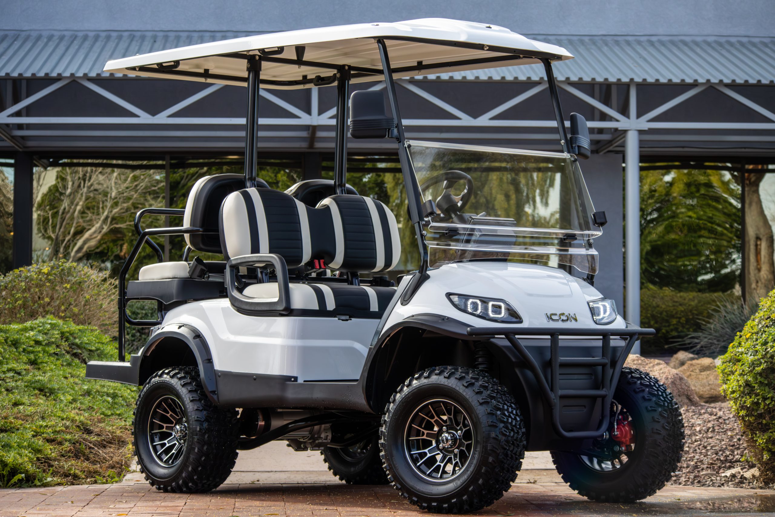 ICON i40L Alpine White - Kendrys Karts