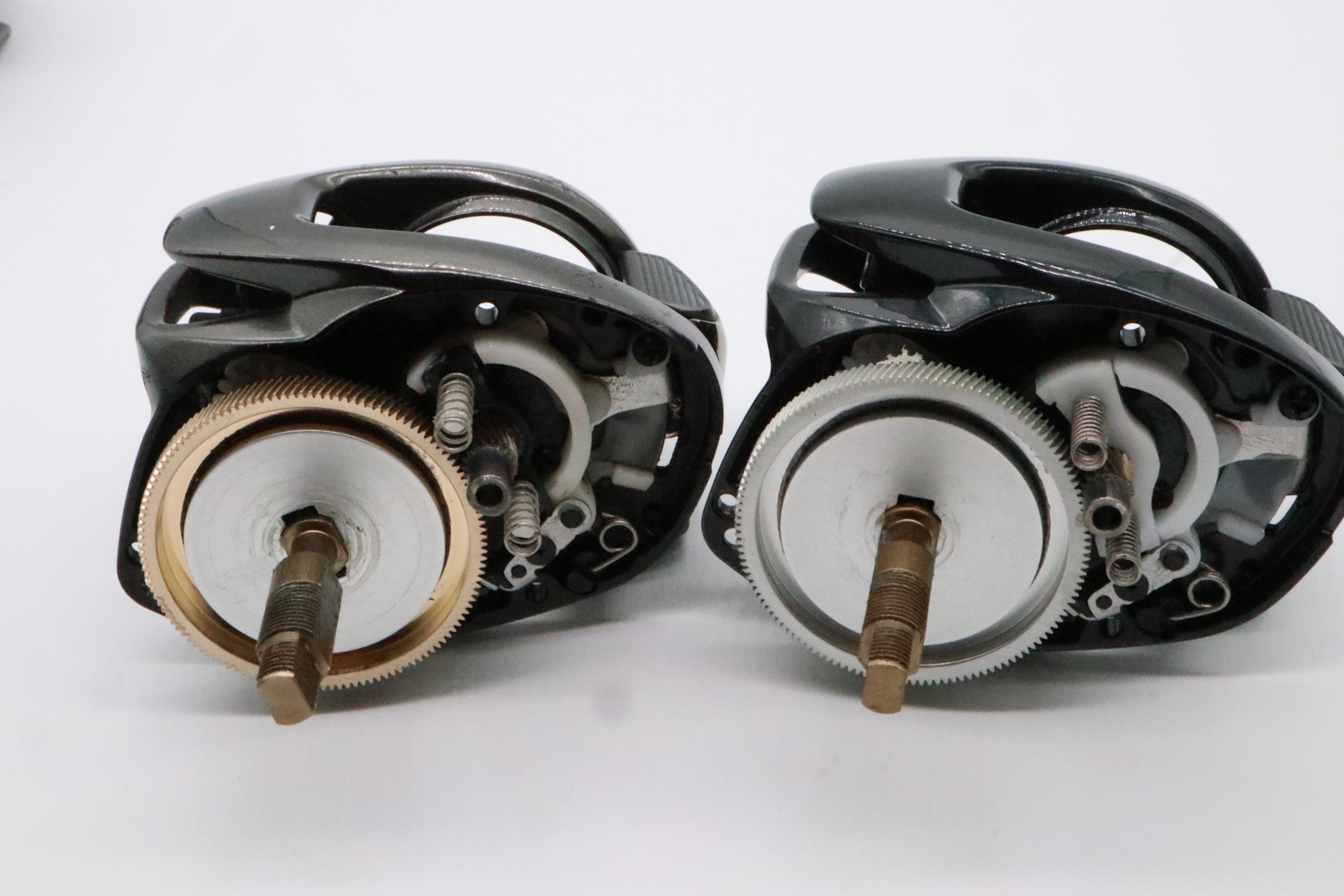 美品 08シマノ メタニウムDC 回転良好|スポーツ、レジャー