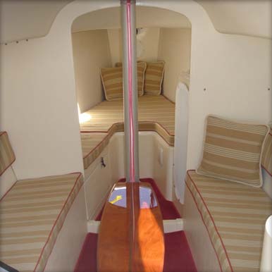 Columbia 30 Interior