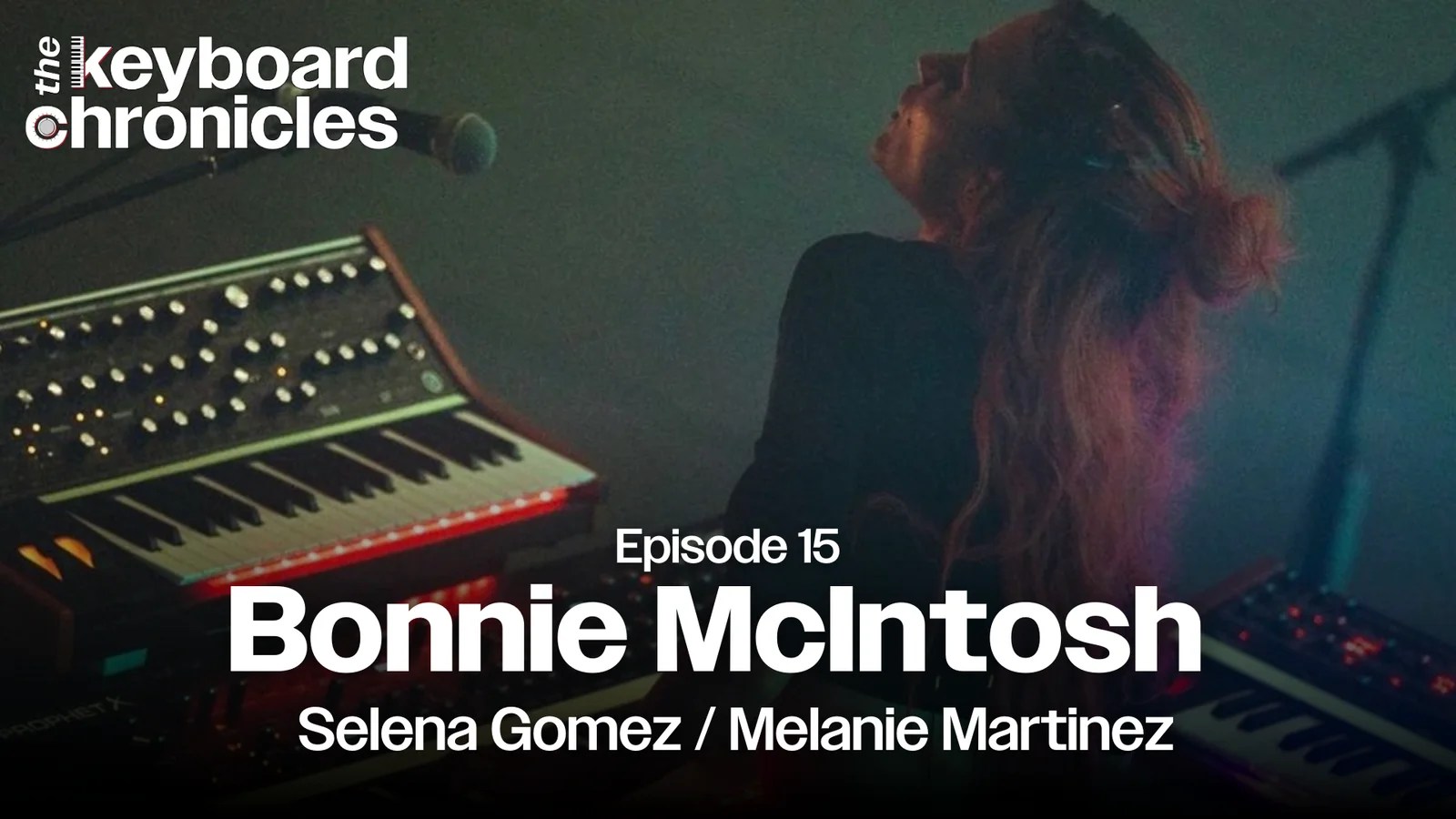 Bonnie McIntosh keyboard player