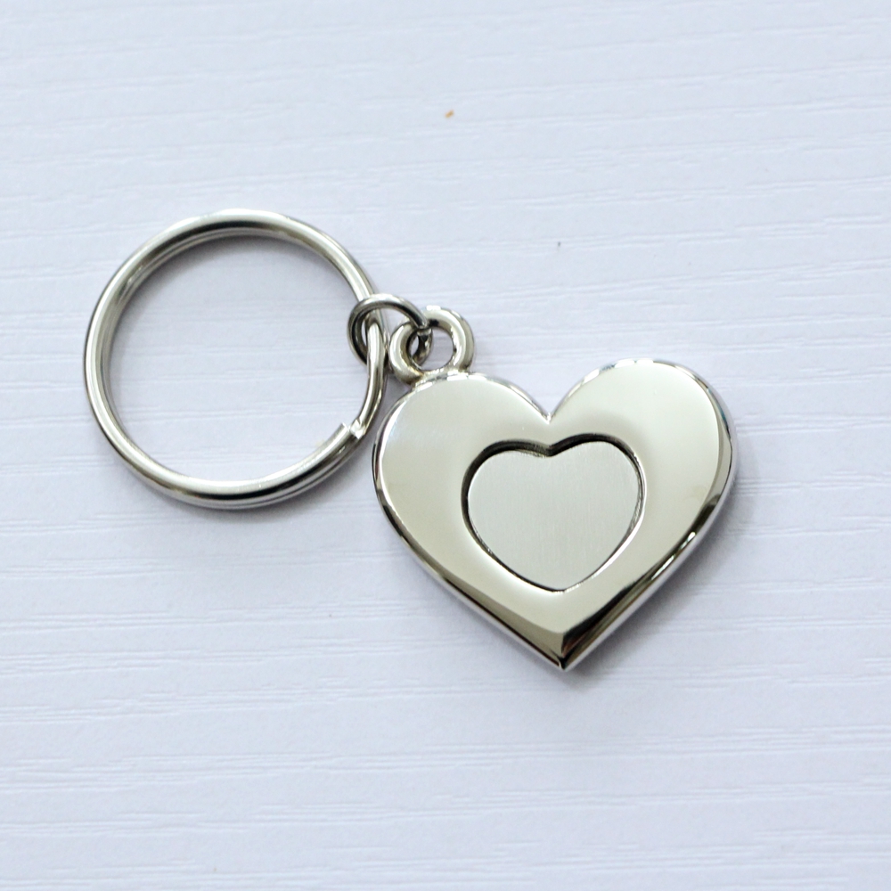 Custom Heart Shape Keychain – Zinc Alloy Valentine & Wedding Gift