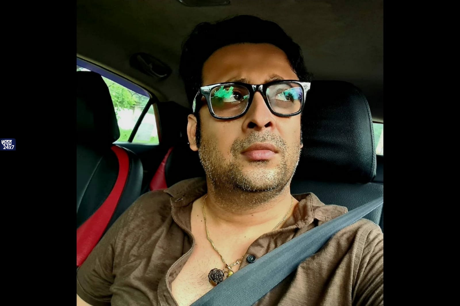 বিয়ে করতে চান না অভিনেতা সৌরভ চক্রবর্তী! রিয়েলিটি শোয়ের মঞ্চে অভিনেতার গোপন তথ্য ফাঁস করলেন মা