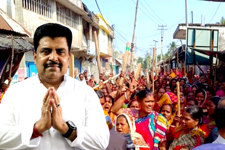 ‘দৈ’হি’ক গঠন বা গায়ের রঙ দেখেই চেনা যায় আদিবাসীদের’, সন্দেশখালির মহিলাদের নিয়ে বিতর্কিত মন্তব্য তৃণমূল বিধায়কের, এফআইআরের দাবী শুভেন্দুর